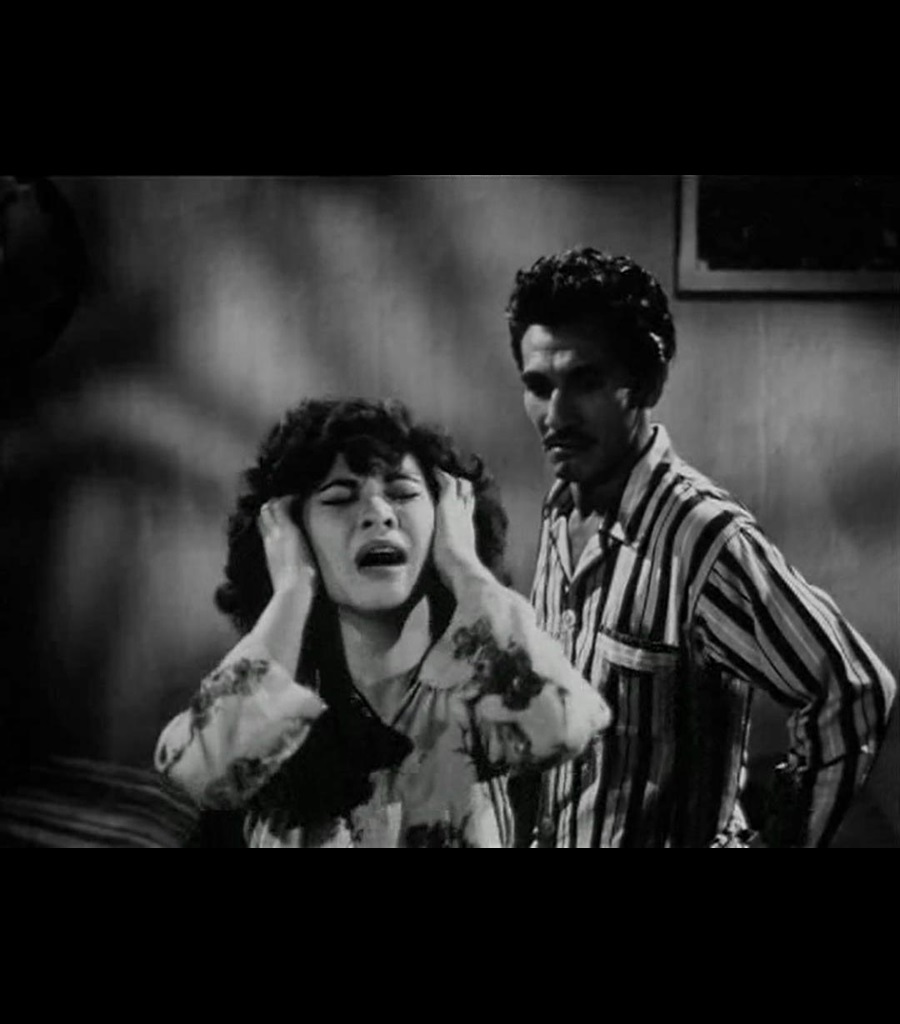 Still from 'Korban Fitnah' (Film source: Asian Film Archive. Courtesy of ©Cathay-Keris Film Pte. Ltd.)